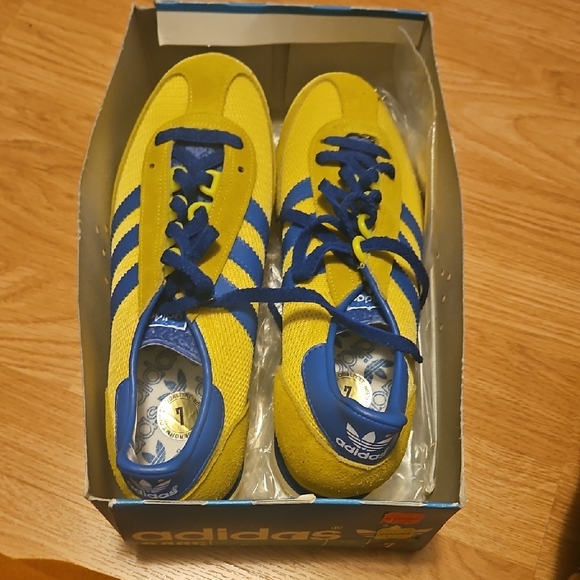 adidas Originals Other - VINTAGE Adidas Originals SL 72 RS Utility Yellow Royal Blue Suede Sneakers